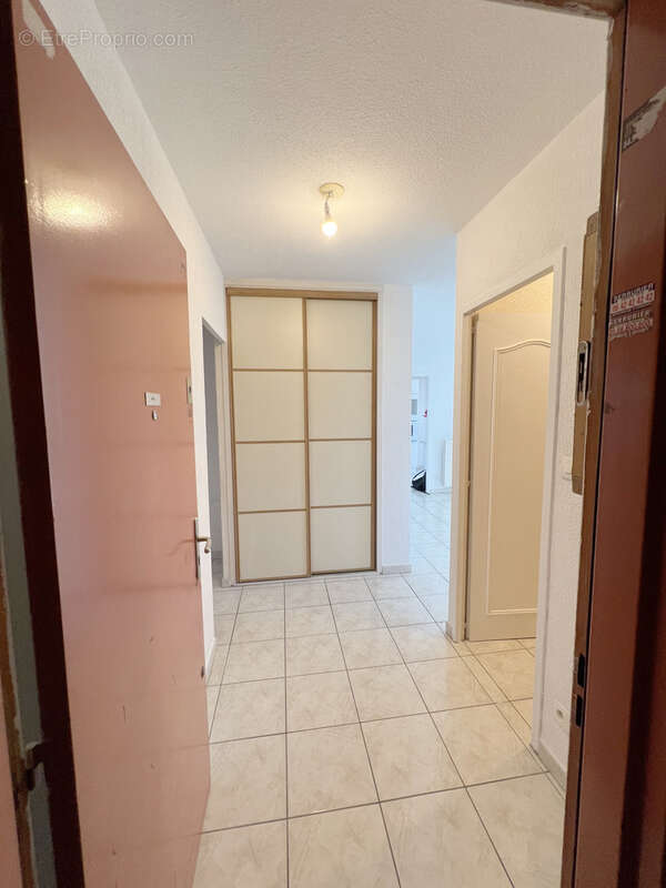 Appartement à PLAN-DE-CUQUES