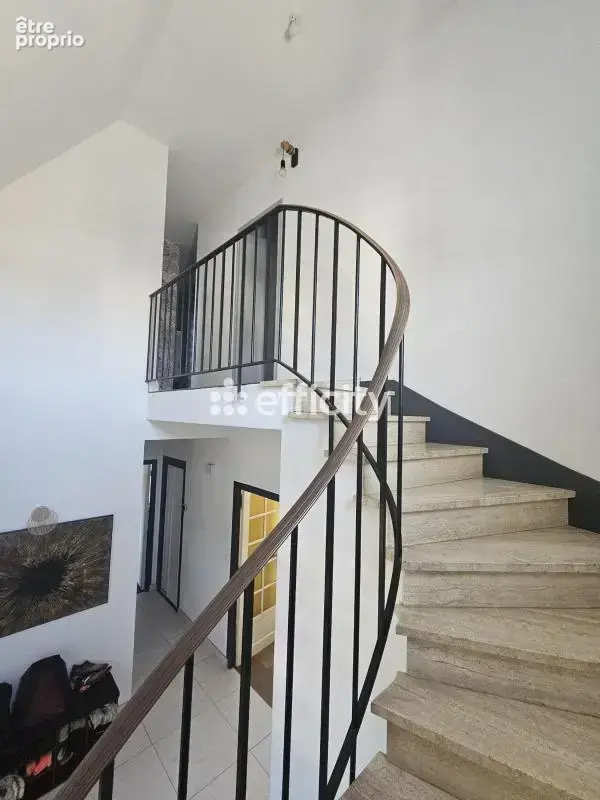 Maison 7 pièces 170 m² à vendre à Montauban-De-Bretagne (35360) - photo 7