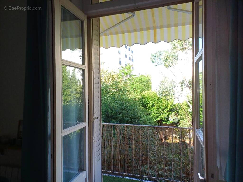 Appartement à LYON-8E
