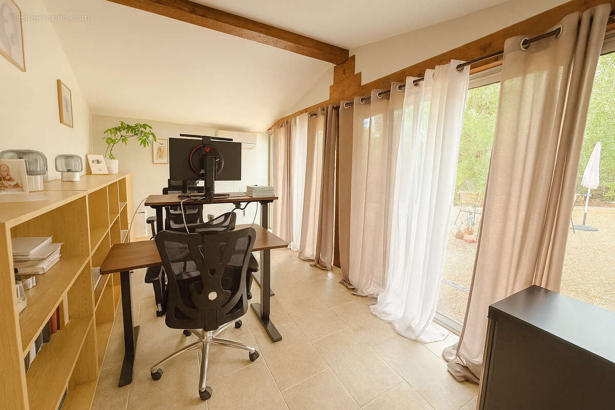 Maison à SOLLIES-PONT