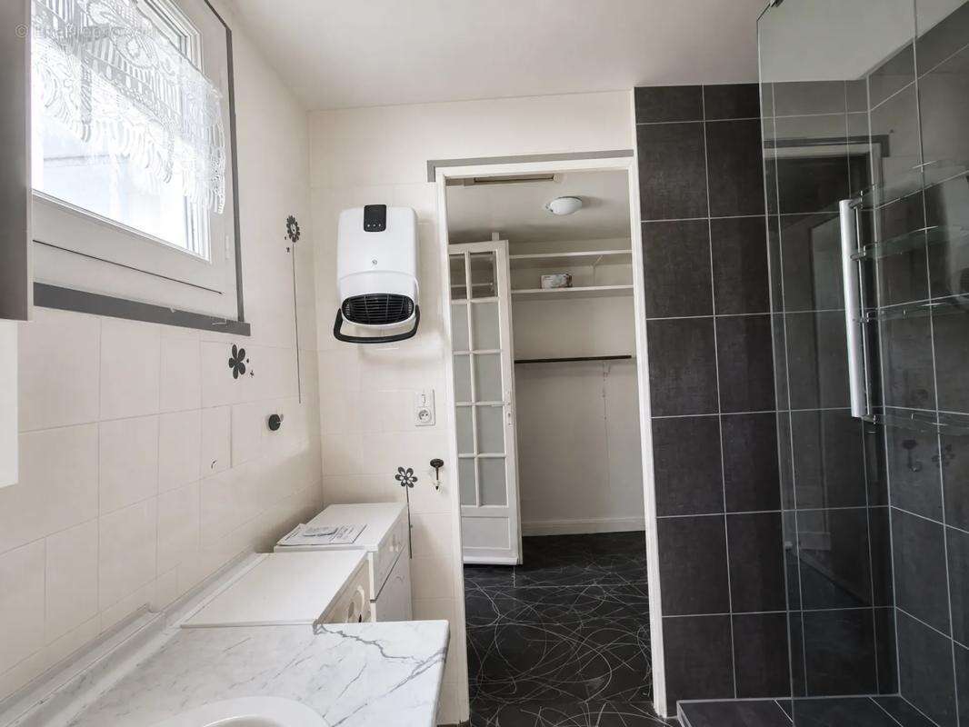 Maison de ville à rénover 3 pièces de 80 m2,  Cognac - photo 12