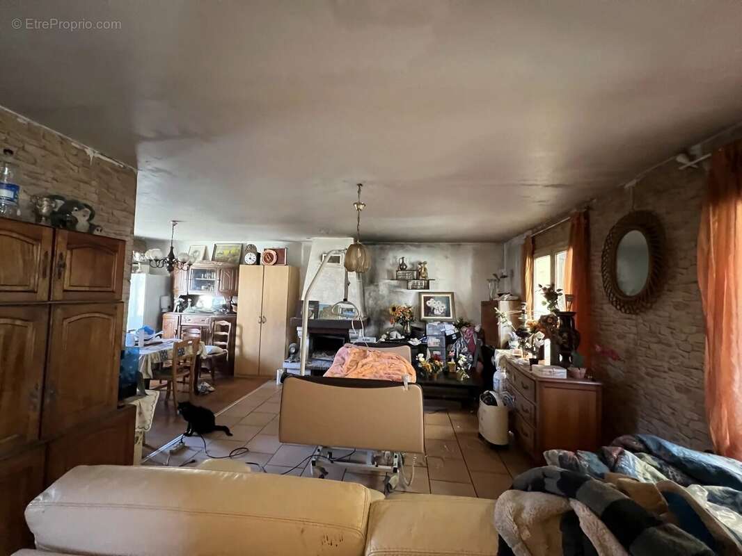 Maison à SAINT-MAXIMIN-LA-SAINTE-BAUME