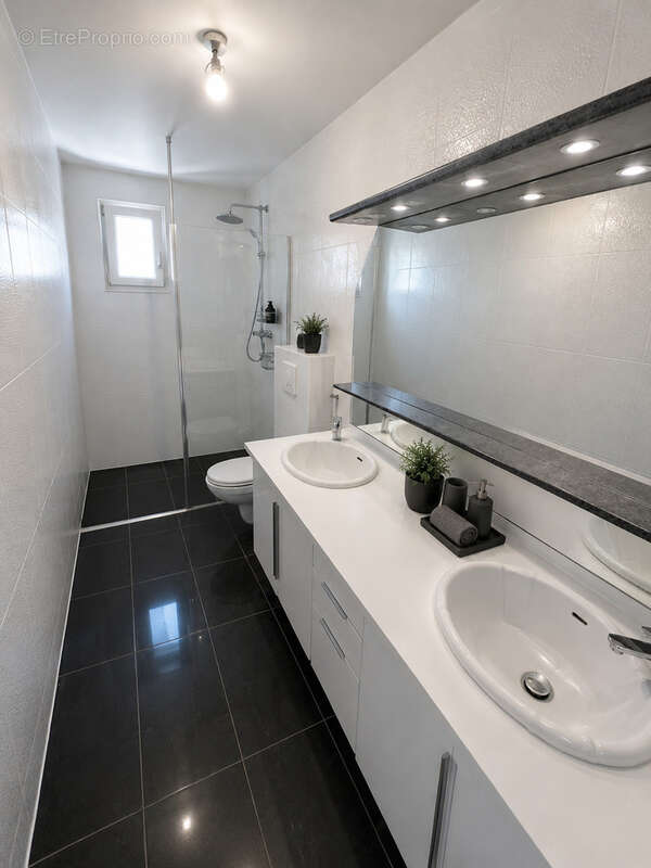 OSTWALD (67540) - Maison 3 pièces de 79m2 habitables et de 95m2 au sol sur un terrain de 1are57. - photo 9