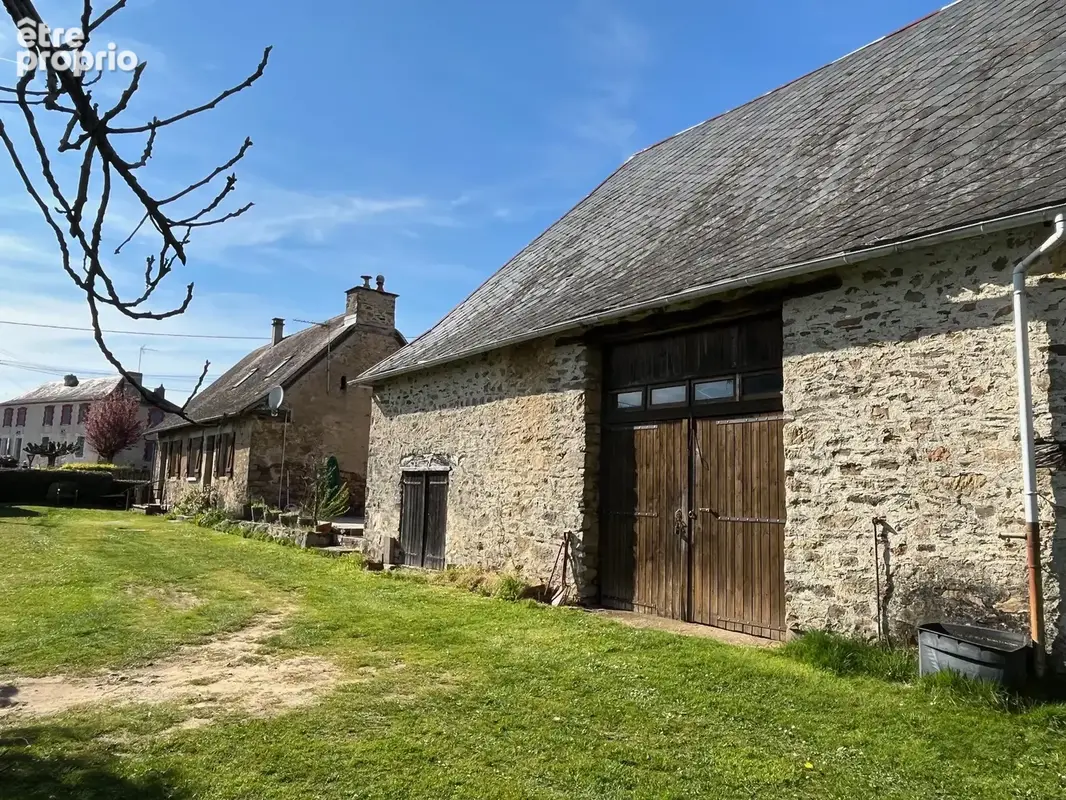 Charmante maison en pierre avec cachet authentique, proche de Jumilhac-le-Grand - photo 13