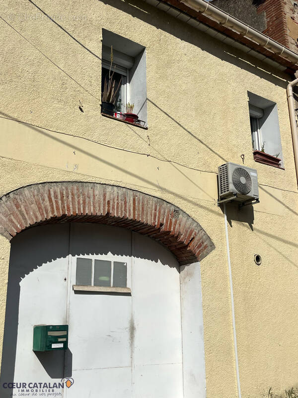 Maison à VILLEMOLAQUE