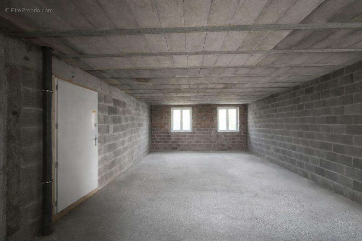 Appartement type 3 –  52,87m² – Dans bâtiment entièrement rénové - photo 6