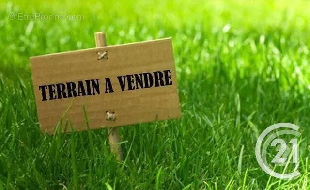 Terrain à ARGENTIERES