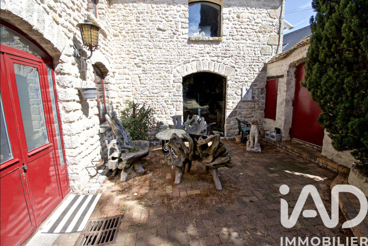 Photo 2 - Maison à SERMAISES