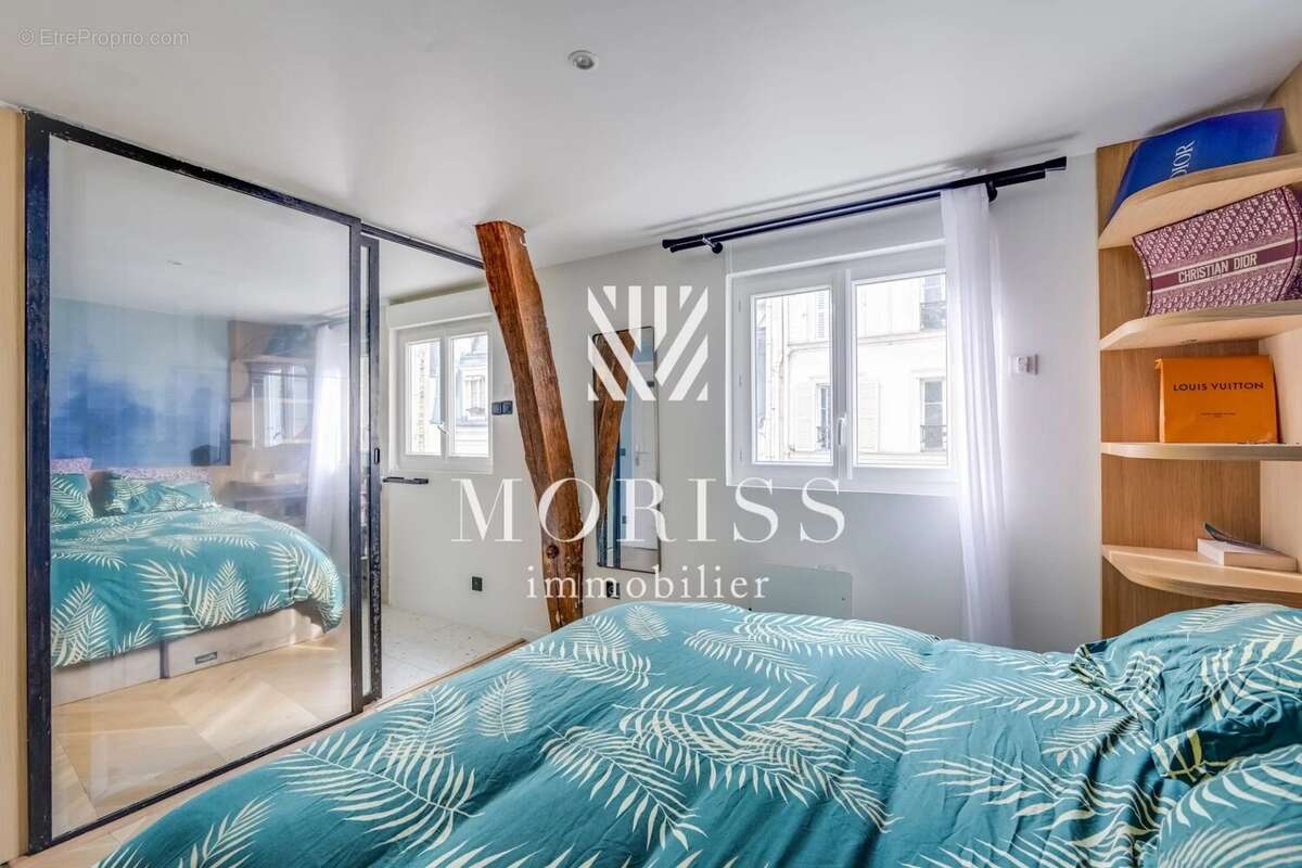 Appartement à PARIS-8E