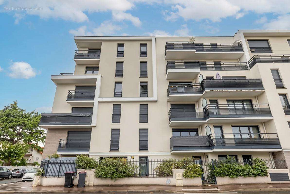 Appartement à SAVIGNY-SUR-ORGE