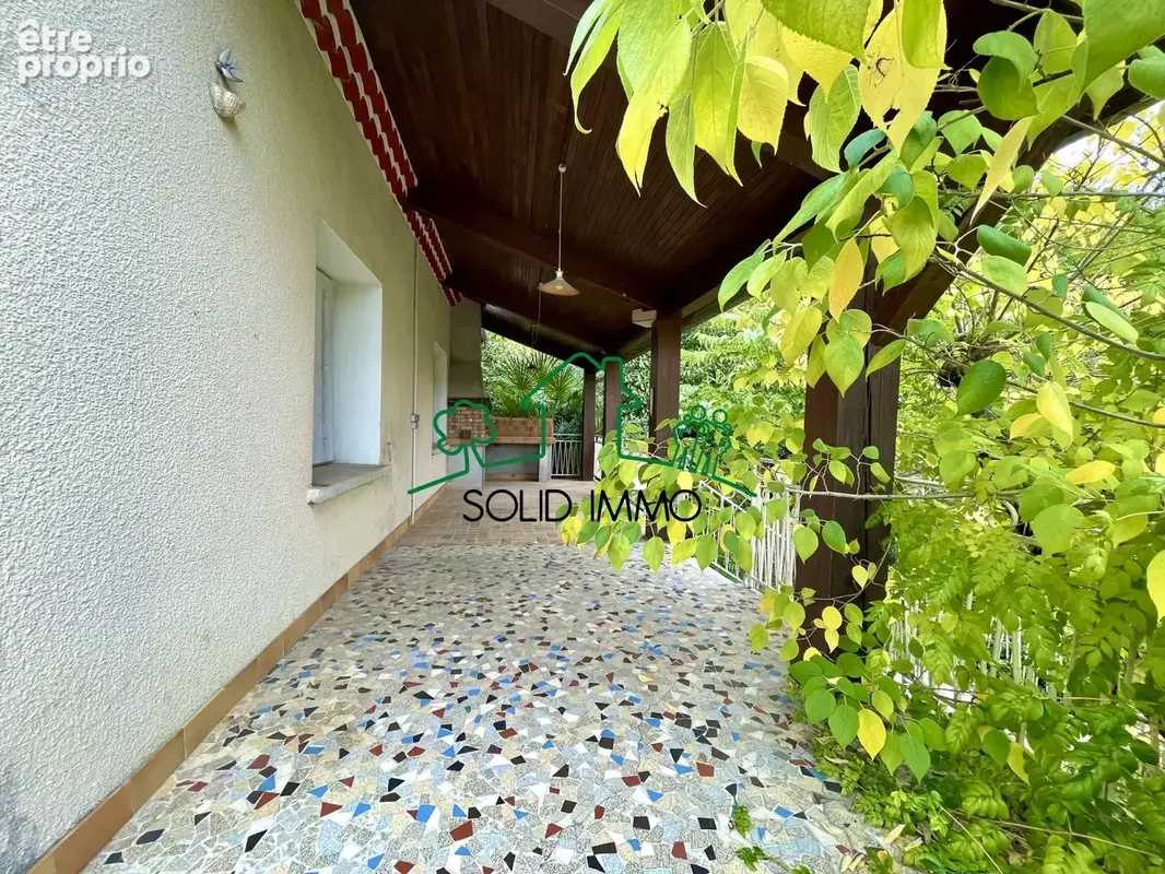 Maison spacieuse avec jardin, piscine et vue sur village médiéval - photo 22