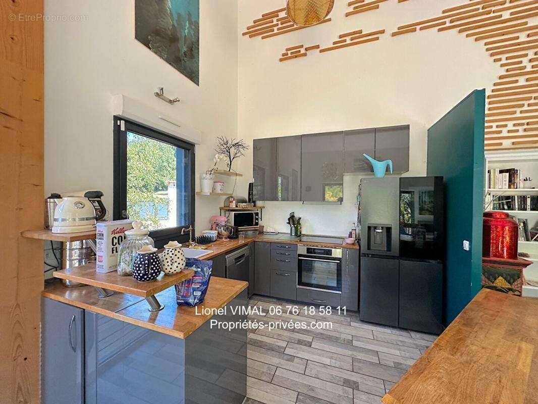 Maison à AUGEROLLES