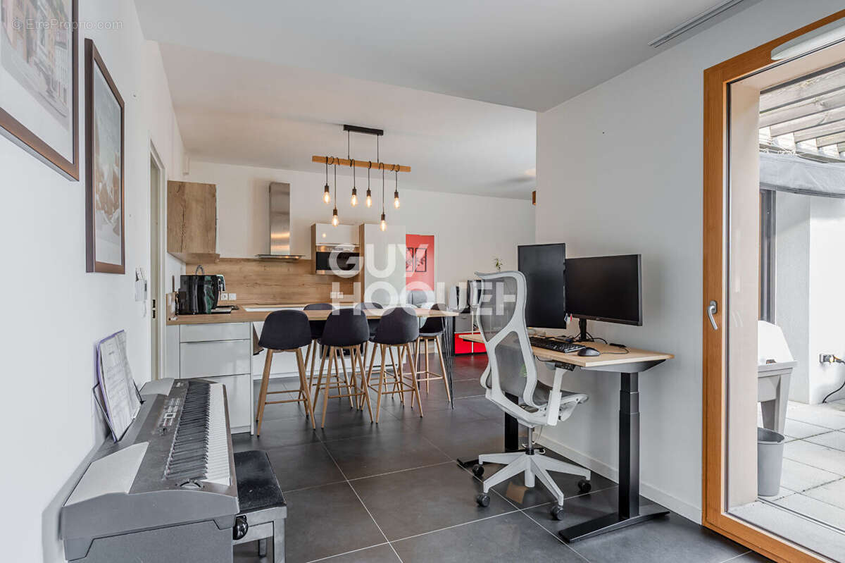 Appartement à LYON-9E