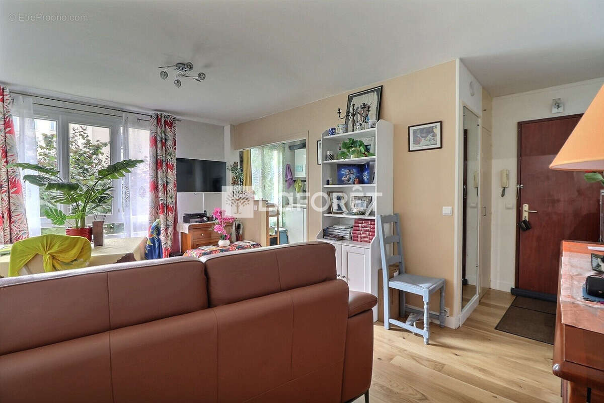 Appartement Rueil Malmaison 3 pièce(s) 52 m2 - photo 5