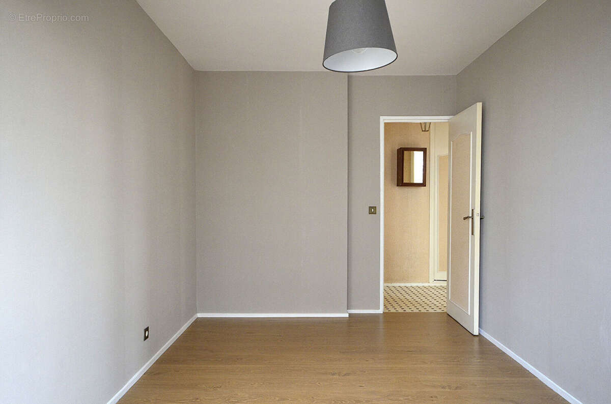 Appartement Villeurbanne 2 pièce(s) 40 m2 Laurent bonnevay - photo 10