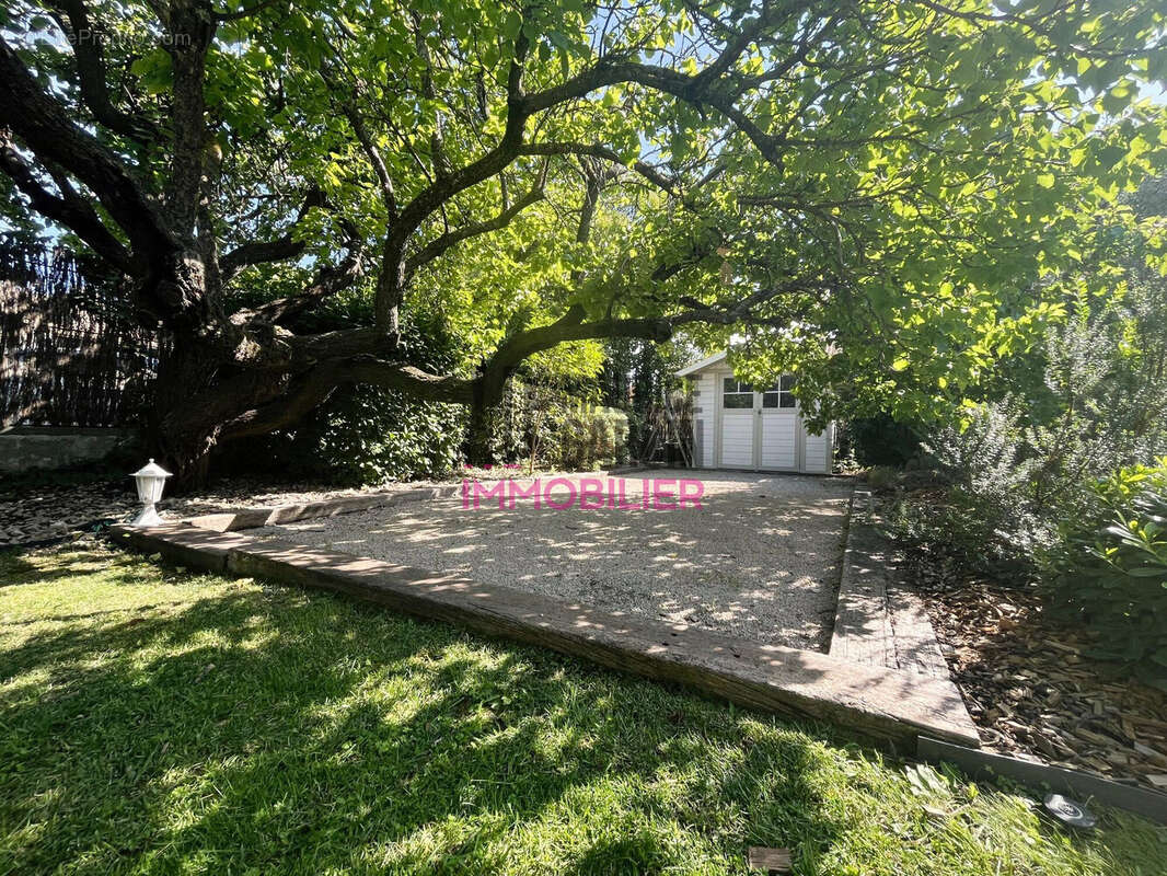 Maison 130 m² à L'isle-Sur-La-Sorgue  - photo 6