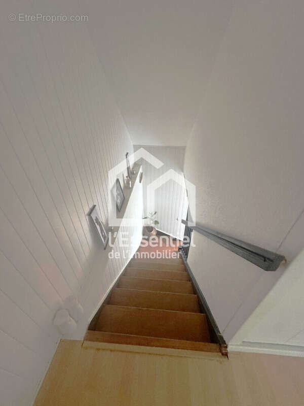 Maison à VERNEUIL-SUR-SEINE