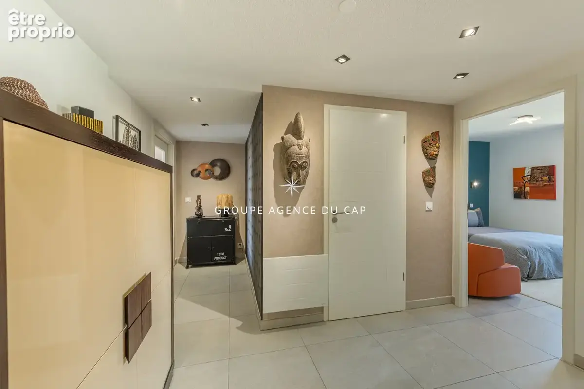Appartement dernier étage avec grandes terrasses T4 3 chambres  Saint-Raphaël proche centre - photo 11