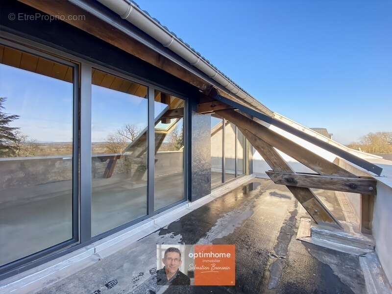 Appartement plateau brut à aménager – Dernier étage avec tropézienne – Dole (39100) - photo 4