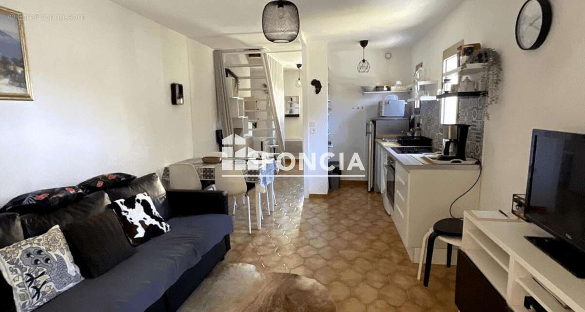 Appartement à SIX-FOURS-LES-PLAGES