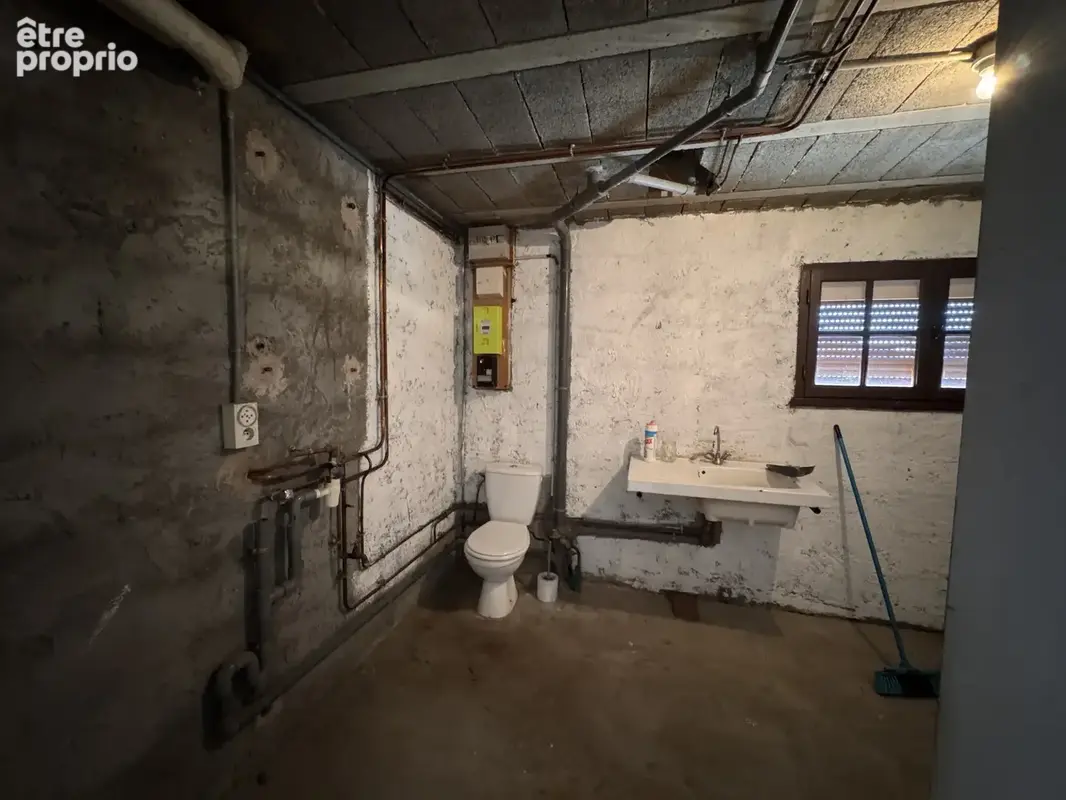 Maison individuelle avec grand terrain et potentiel d’aménagement - photo 12