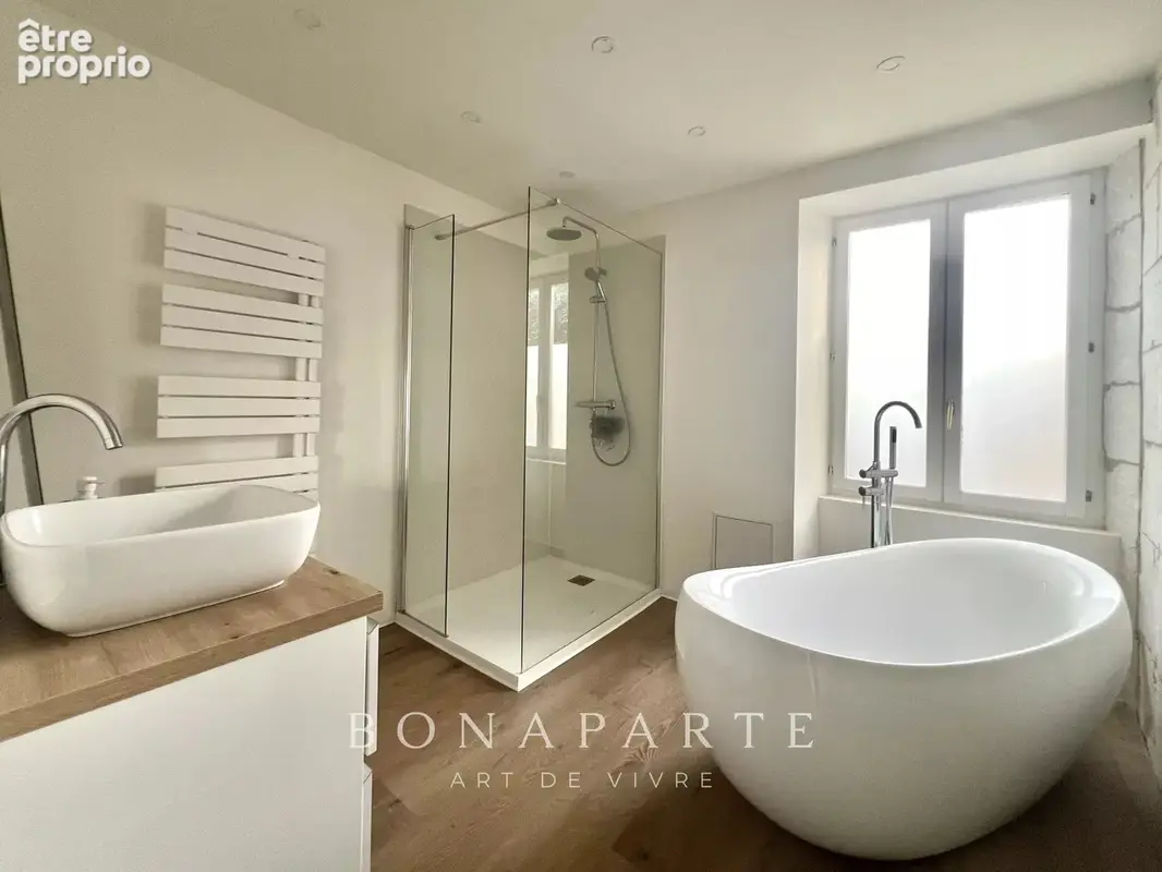 Distré - maison familiale de 209 m² / 6 chambres possibles - renovation recente - photo 10