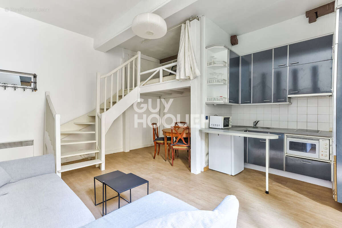 Appartement à PARIS-4E