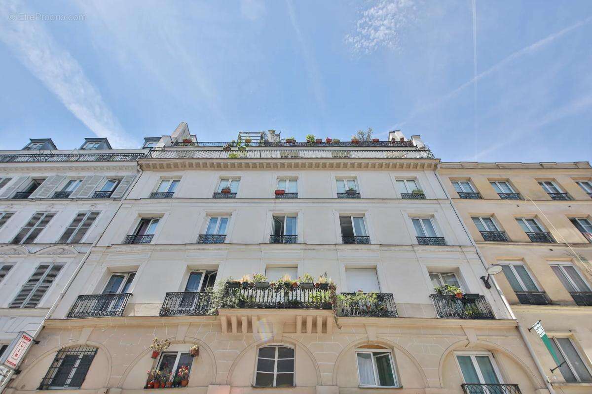 Appartement à PARIS-10E