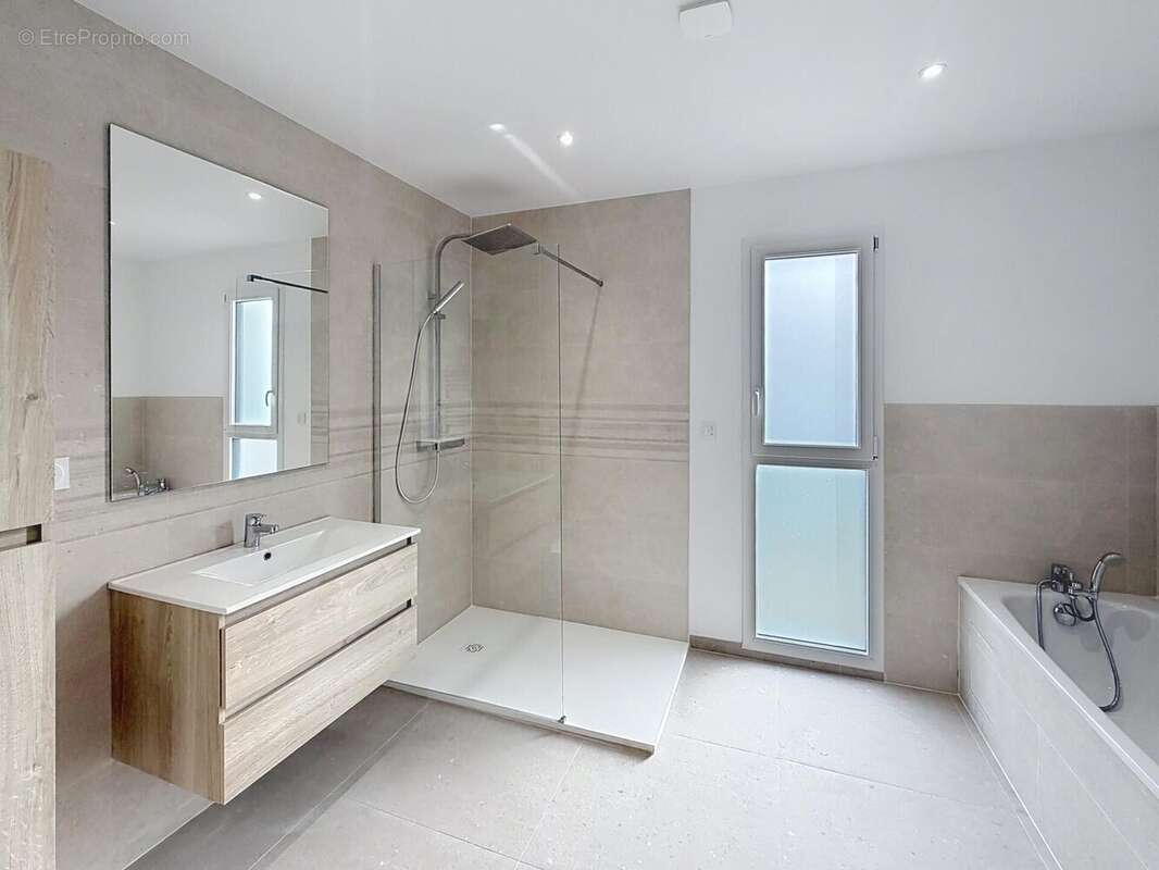 Photo 9 - Maison à CORMONTREUIL