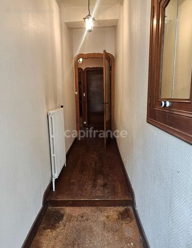 Maison ancienne 6 pièces PARTHENAY (79) - photo 4