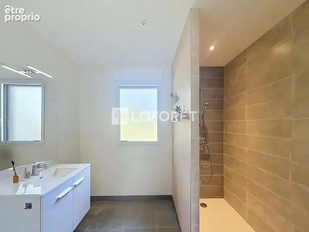 Maison contemporaine : 6 pièces 145 m2 - photo 14