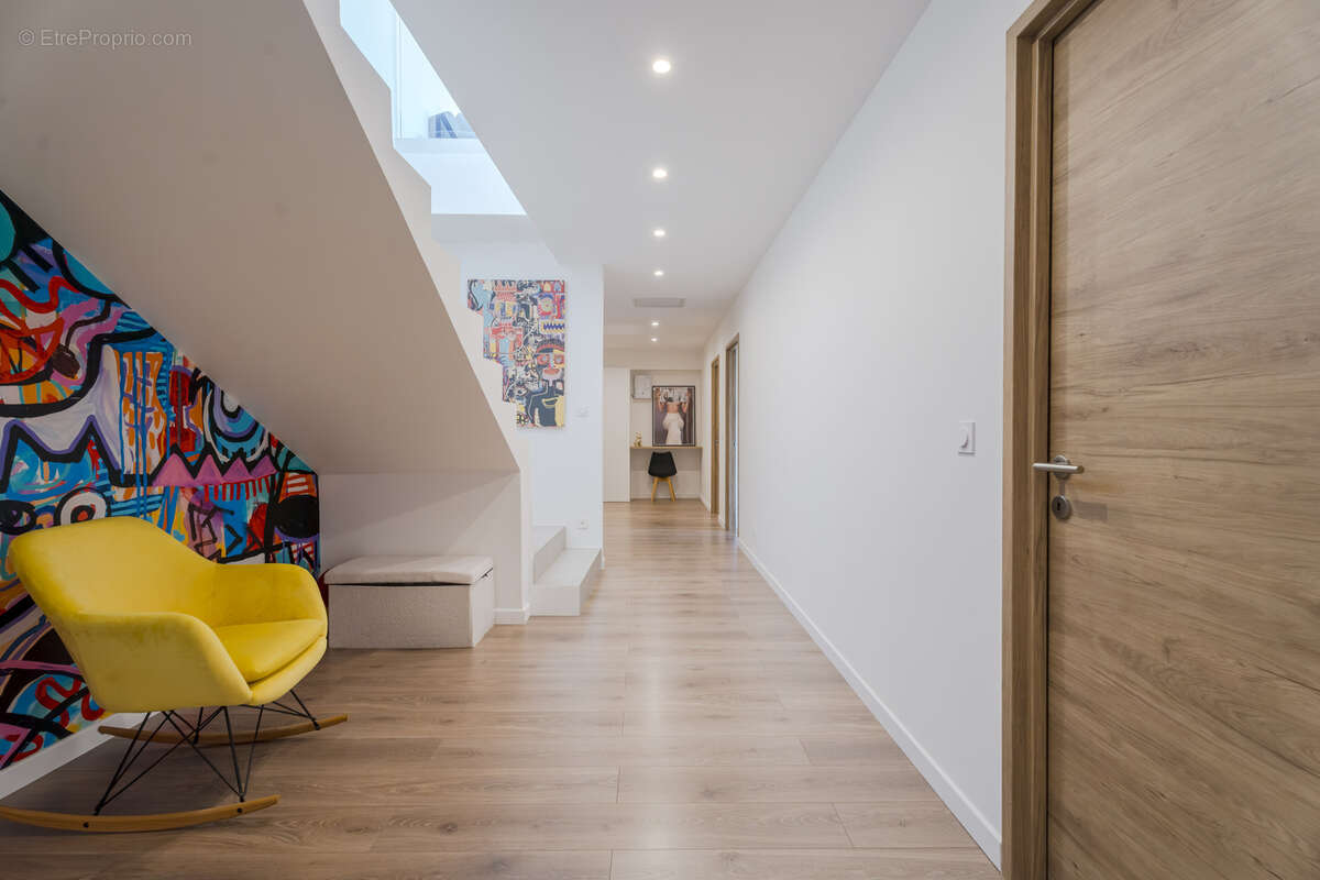 Maison à CARQUEIRANNE