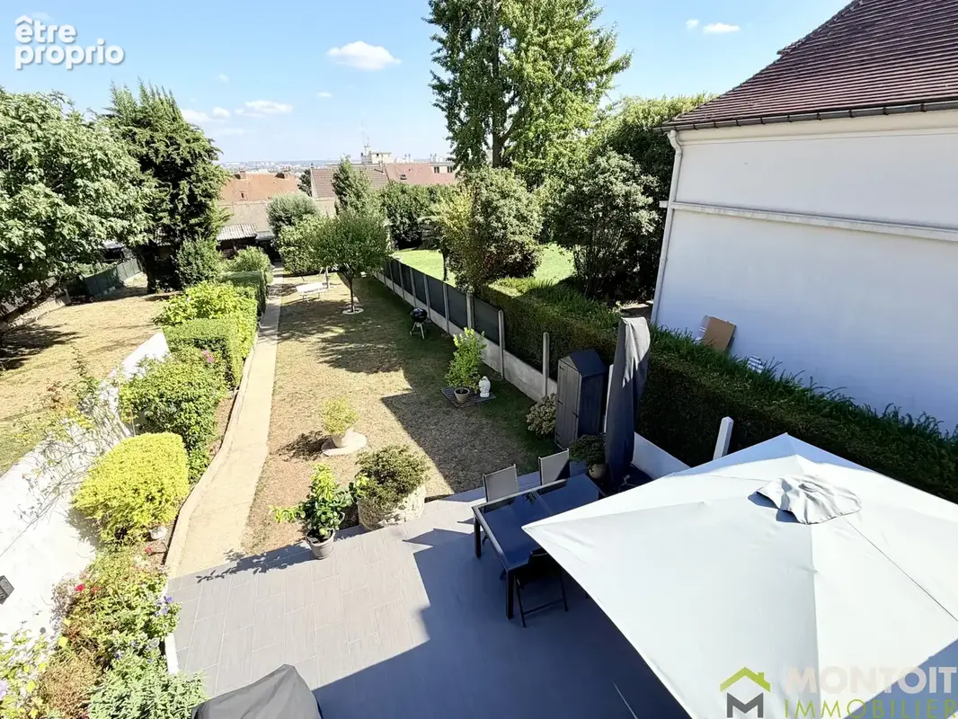 Maison familiale d'environ 121 m2 utiles avec jardin et sous-sol aménagé. - photo 2