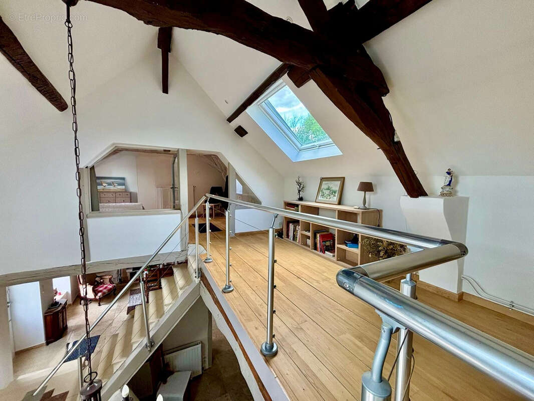 Demeure de 193m2 avec 4 chambres et piscine - photo 6