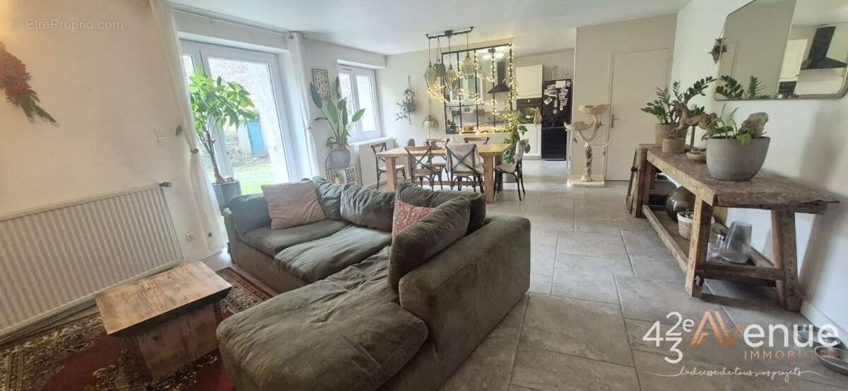 Appartement à SAINT-ETIENNE