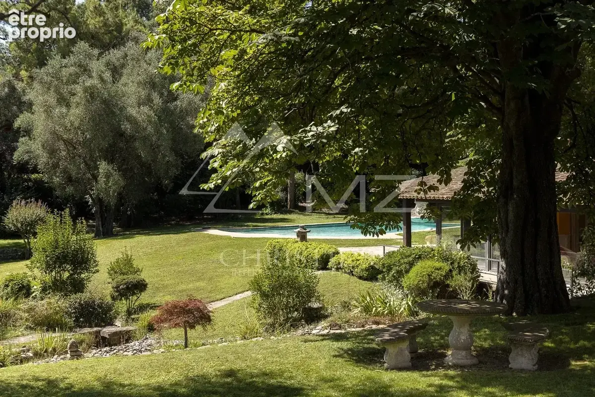 Mougins - Elegante et unique demeure au vieux village - photo 5