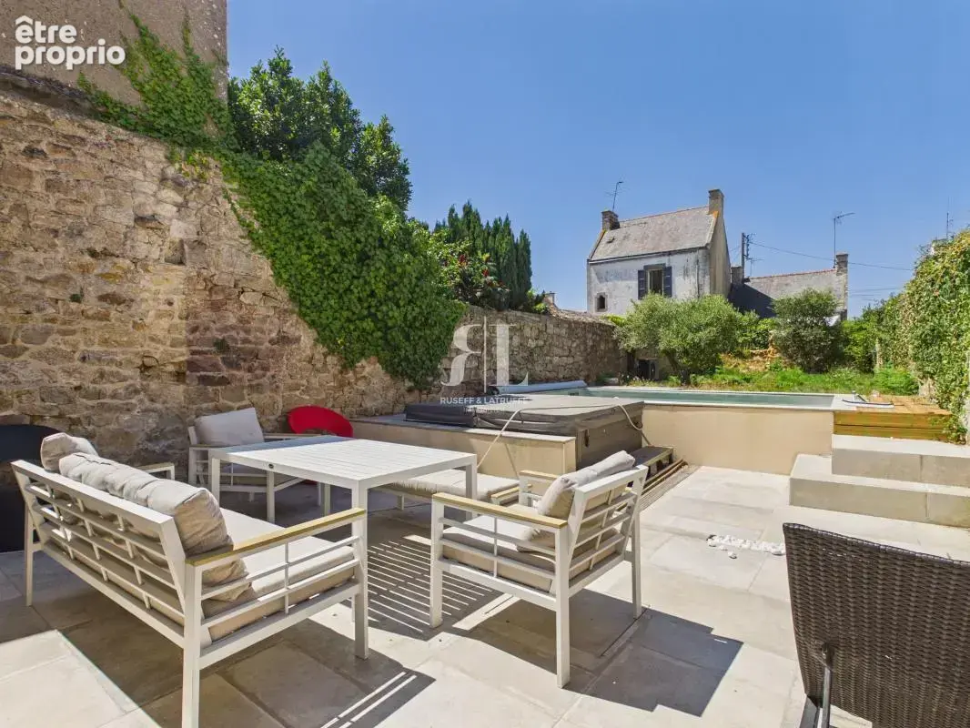 Port-louis – maison familiale avec longère rénovée, piscine et jardin - photo 16