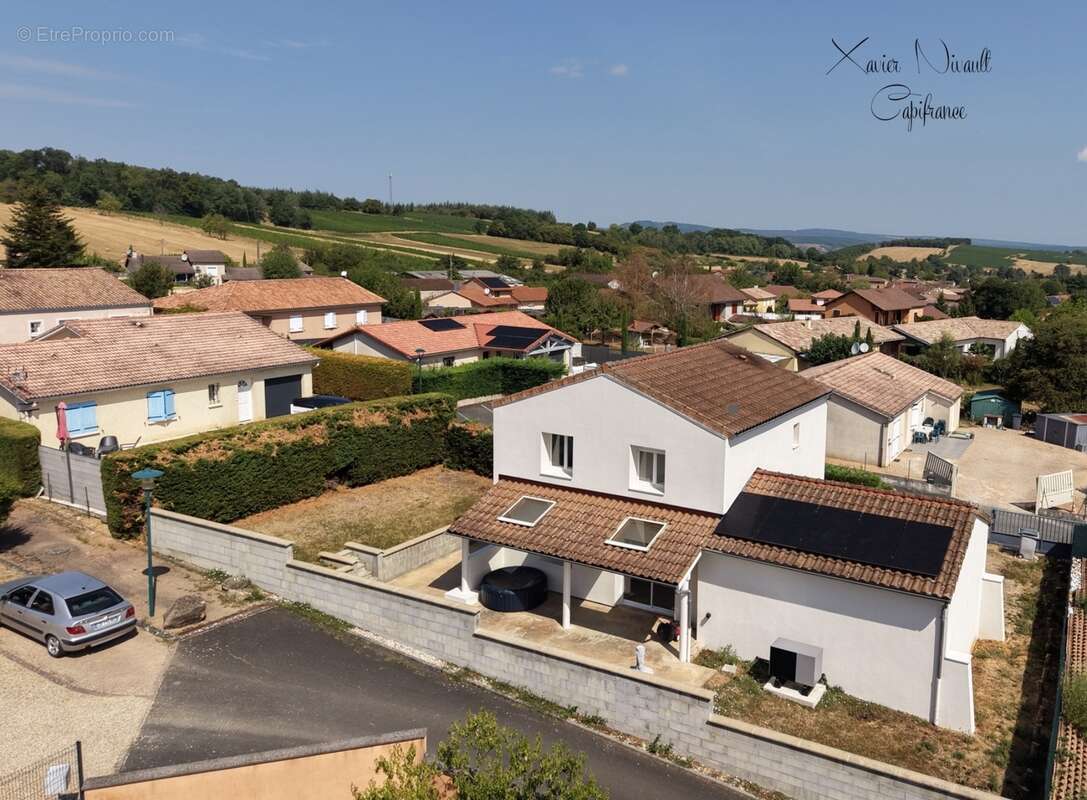 Maison à HURIGNY