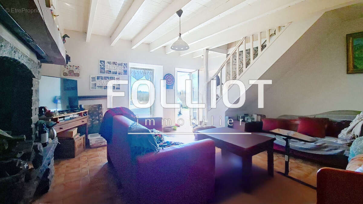 Maison à VILLEDIEU-LES-POELES