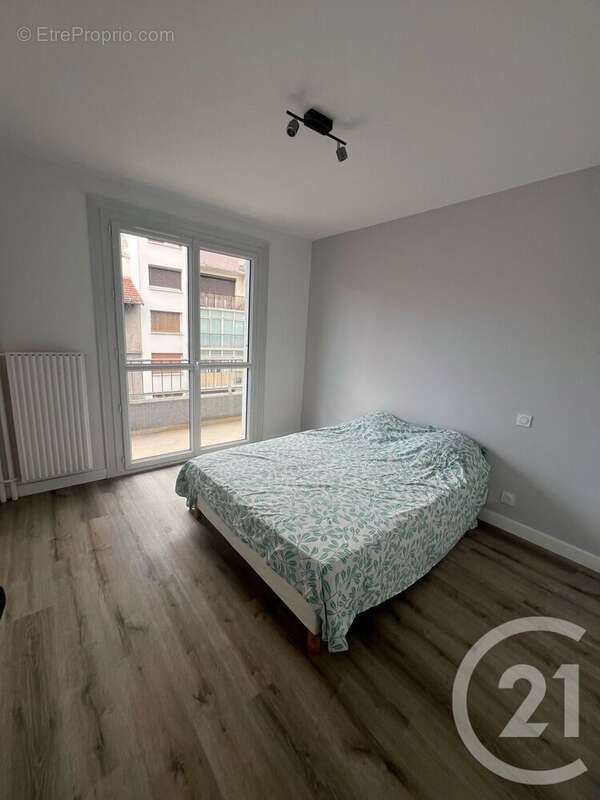 Appartement 94 m² à Aurillac  - photo 5