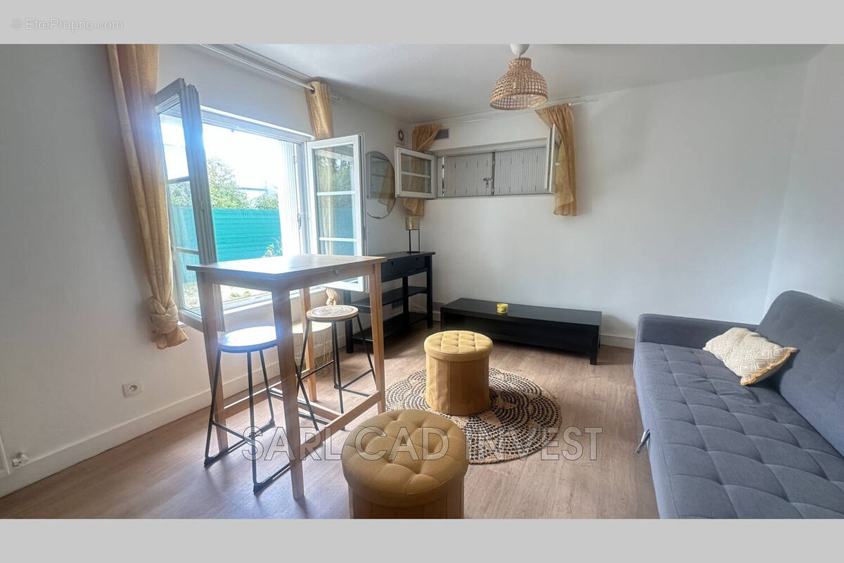 Appartement à SAINT-CYR-SUR-LOIRE