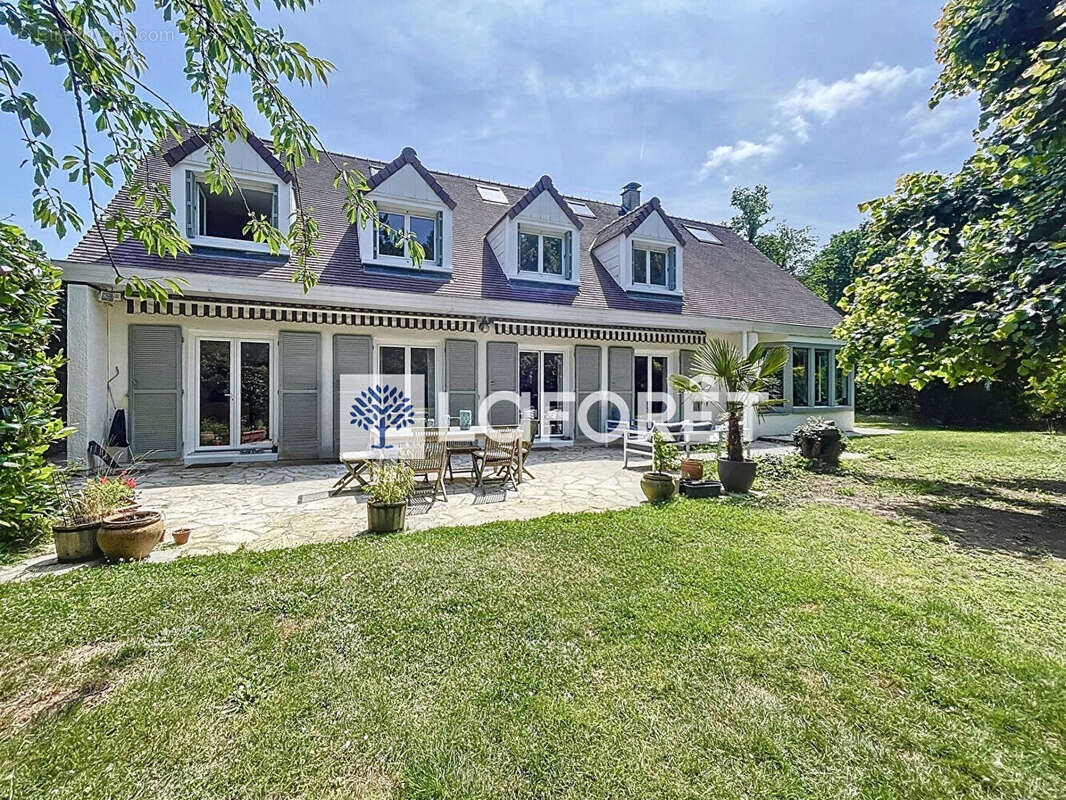 Maison à FEUCHEROLLES