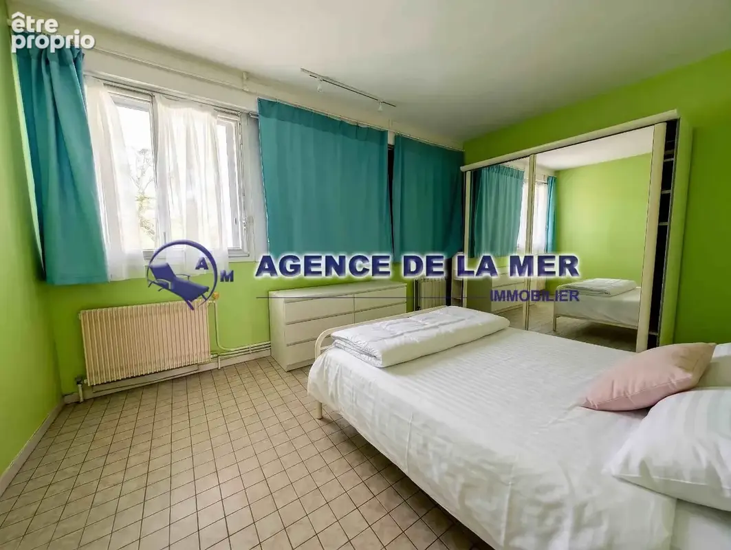 Appartement T2 49 m² + Loggia 7 m² & Cave  Centre-Ville La Grande-Motte, Résidence avec Piscine - photo 6