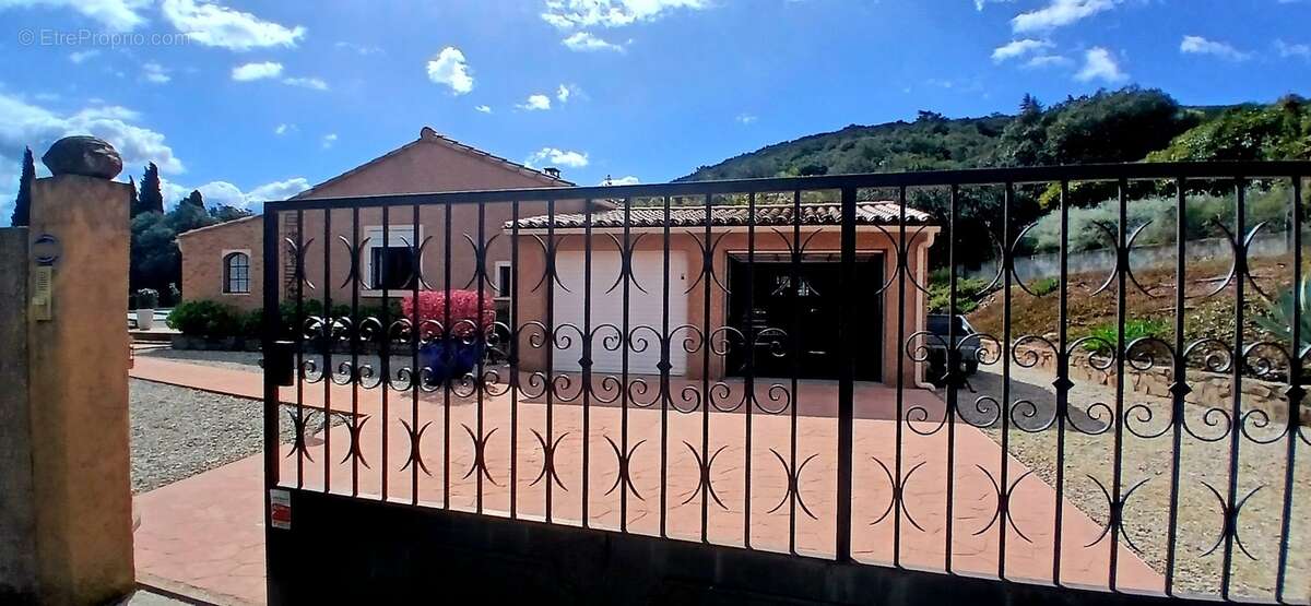 Maison à LE BOUSQUET-D'ORB