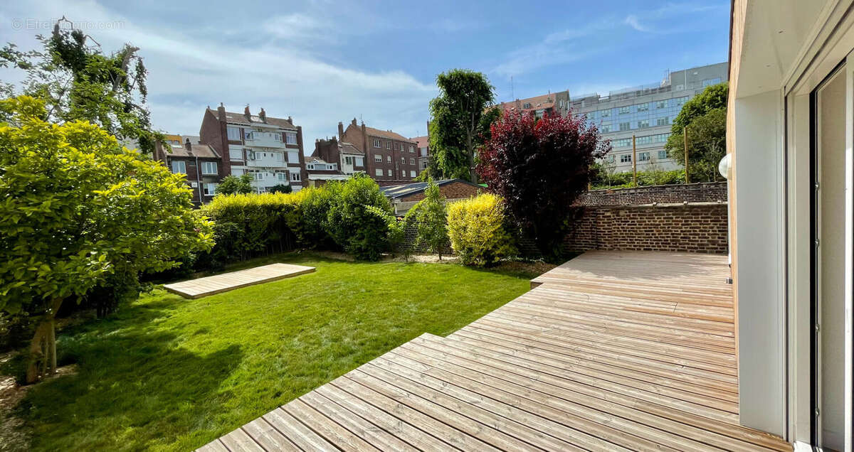 Appartement à LA MADELEINE