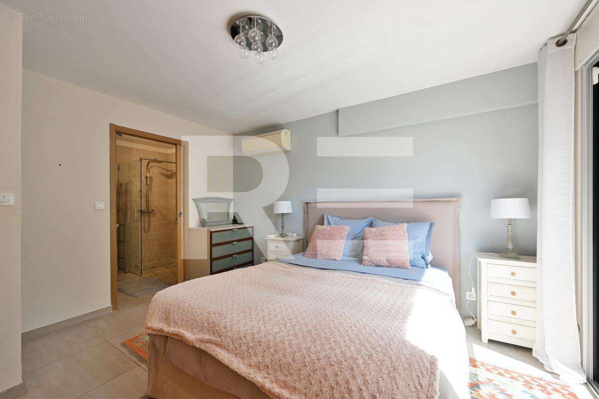 Maison à NIMES