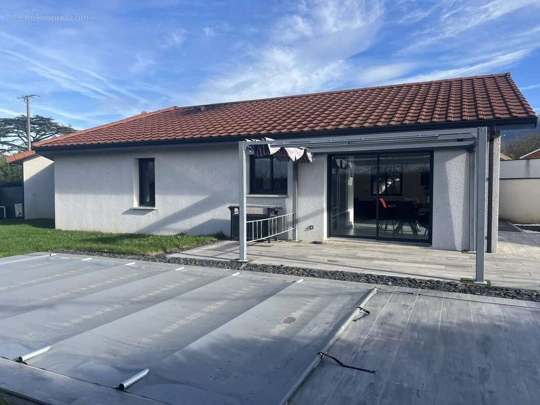 Maison à SAINT-ROMANS