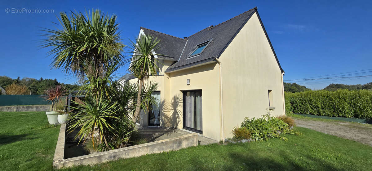 Maison à LE TREVOUX