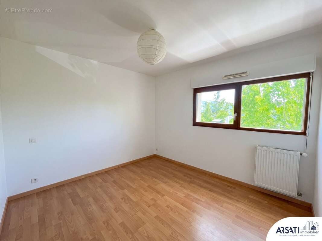 Appartement à SAINT-JACQUES-DE-LA-LANDE