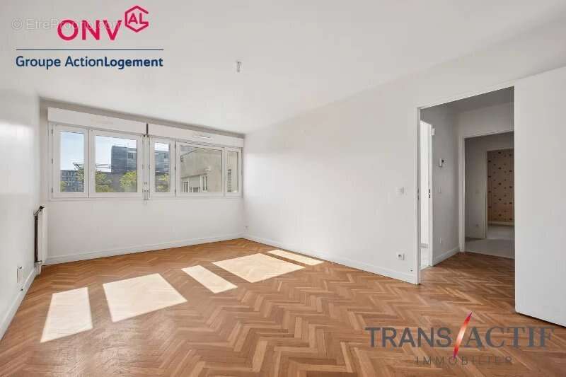 Appartement à SAINT-CYR-L'ECOLE